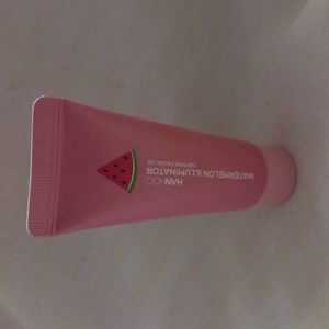 HANHOO Watermelon Illuminator daytime facial oil.  .5 oz, sealed, new
